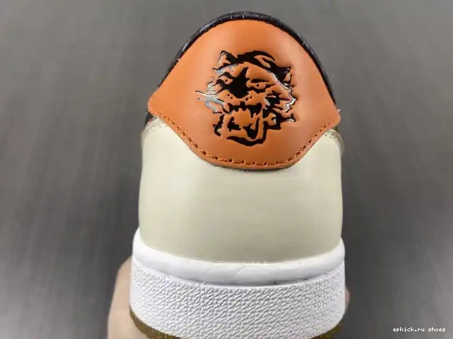 Rep 1 Jordan OG Year Low of DH6932-100 the Tiger Air 0531